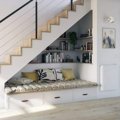 Under Staircase Ideas, Staircase In Living Room, Under Stairs Nook, Room Under Stairs, Stair Nook, Space Under Stairs, تحت الدرج, Stairs Design Interior, Stairs In Living Room