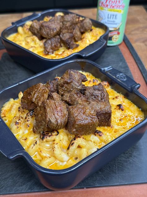 Steak Bites with Mac N Cheese - Grill Nation - Recipes, Grills and Grilling Products Tender Steak Bites, Beef Mac And Cheese, Grill Nation, Oven Safe Bowls, Ny Strip Steak, Easy Steak, Tender Steak, Patty Melt, Cool Recipes