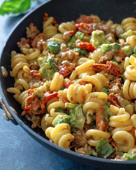 Pasta With Italian Sausage And Broccoli, Chicken Sausage Broccoli Pasta, One Pot Spicy Sausage And Broccoli Pasta, Broccoli Sausage Pasta, Sausage Sun Dried Tomato Pasta, Spicy Creamy Pasta, Spicy Sausage Spinach Pasta, Sausage Pasta Dinner, Sausage Broccoli Pasta