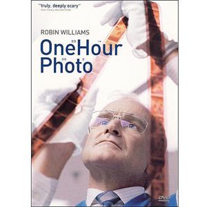 One Hour Photo One Hour Photo Movie, Robin Williams Movies, Michael Vartan, Rosalind Russell, One Hour Photo, Chuck Palahniuk, Denis Villeneuve, Robert Doisneau, Donnie Darko