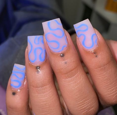 Short Acrylic Nails Extra, Medium Short Acrylic Nails Designs, Birthday Nail Acrylic, Colorful Short Acrylic Nails, Short Square Acrylic Nails Designs Blue, Shorties Acrylic Nails Square Design, Black And Navy Blue Nails, Baddie Nails Coffin Medium, Acrylic Nail Designs Glam