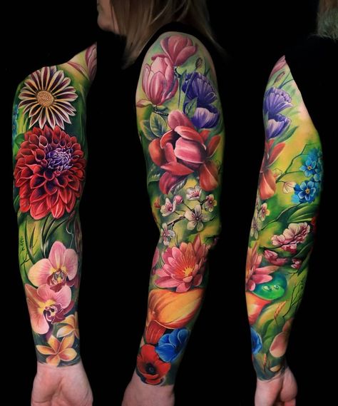 Aboriginal Tattoo, Colorful Flower Tattoo, Pretty Flower Tattoos, Cuff Tattoo, Bright Tattoos, Feminine Tattoo Sleeves, Roses Art, Beautiful Flower Tattoos, Black Girls With Tattoos