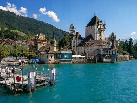 Thun Switzerland, Lake Thun, Travel Switzerland, Outdoor Baths, Swiss Travel, Water Reservoir, Switzerland Travel, Dream Travel Destinations, Relax Time