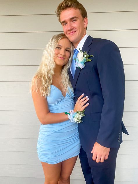 Light Blue Hoco Couple, Light Blue Hoco Dress, Homecoming Couples Outfits, Homecoming Couples, Homecoming Couple, Blue Hoco Dress, Fluorescent Adolescent, Hoco Poses, Homecoming Poses