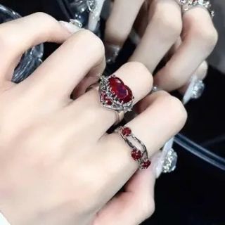 #mycollections #fashion #jewellery #rings #weddingrings #diamondengagementrings #goldring #diamondring #reddiamond Red Ring Aesthetic, Vintage Grunge Aesthetic, Grunge Y2k Aesthetic, Aesthetic Emo, Index Finger Rings, Red Ring, Y2k Jewelry, Punk Vintage, Nail Ring