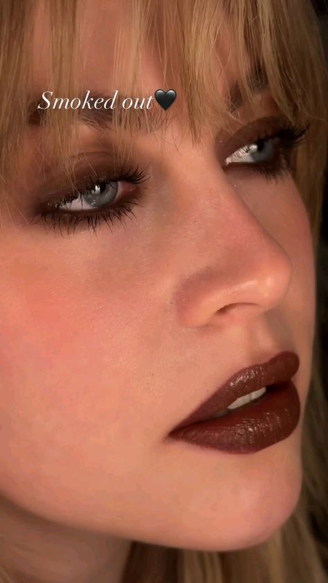 Motorcycle Makeup Look, Dark Makeup Inspiration, Grunge Brown Makeup, Makeup Inspo Smokey Eye, Cool Smokey Eye Makeup, Zoe Kravitz Smokey Eye, All Around Eyeliner, Rockstar Glam Makeup, Makeup Looks Maroon