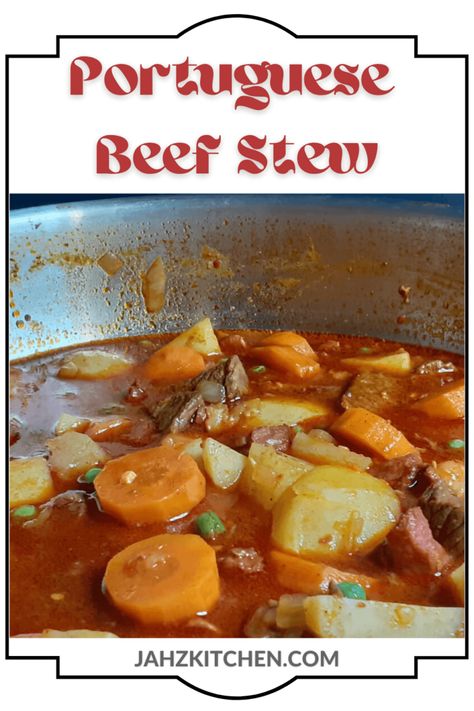 Portuguese Sausage Recipe, Portuguese Beef Stew Recipe, Prego Rolls, Linguica Recipes, Portuguese Meals, Stewing Beef, Beef For Dinner, Beef Stew Ingredients, Pork Stew Recipes