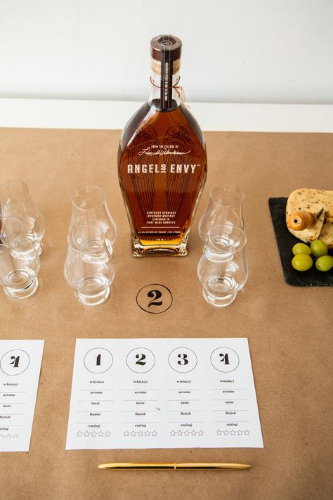 Surprise the dads in your life on Father's Day with a fun whiskey tasting where they can each take a bottle home! Cave Vin, Whiskey Tasting Party, Glamping Bachelorette Party, Bonfire Birthday, Open House Parties, Bourbon Tasting, Whiskey Tasting, Whisky Tasting, Wine Event