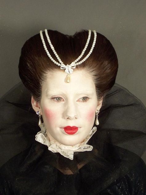 Restoration/Renaissance 1800s Makeup, Elizabethan Hair, Ancient Makeup, 18th Century Makeup, Middle Age Makeup, Stage Makeup Ideas, Decades Makeup, Ancient Hairstyles, Hatter Makeup