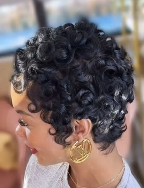 Perm Rods Short Natural Hair, Honey Brown Pixie Haircut, Short Pin Curls For Black Women, Colored Pixie Cut Black Women, Pixie Pin Curls, Tight Curls Short Hair, Pin Curls For Short Hair, Pixie Hairstyles For Black Women, Finger Waves Short Hair