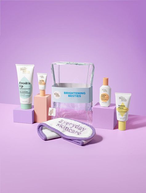 Healthy, Happy, Real Skin Give the gift of glowing skin with our Brightening Besties Gift Set! All your Everyday Skincare favourites now come in our Clear Travel Bag, the perfect accessory for every day. We’ve combined our ultimate Everyday Skincare products to help you achieve brighter, nourished and protected skin to leave you with a radiant complexion. Bundle Includes: 1 x Fresh’n Up Gel Cleanser Treat your skin and Fresh’n Up with our gentle gel cleanser that works to cleanse the skin, remov Clear Travel Bag, Skincare Bundle, Everyday Skincare, Real Skin, Collagen Mask, Night Moisturizer, Skincare Packaging, Hydrating Moisturizer, Brightening Cream