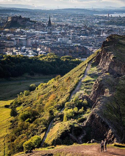 Arthurs Seat Edinburgh, Arthur's Seat, Arthur’s Seat, Scotland Edinburgh, Road Trip Europe, Edinburgh Scotland, The Walk, Scenic Routes, Future Travel