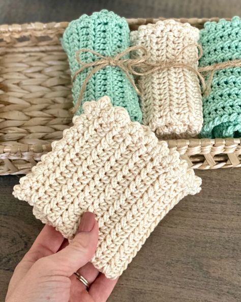 Farmhouse Dish Cloth Crochet Pattern – Cloud 9 Knots Crochet Pattern Shop Crochet Dishrags, Crochet Washcloth Free Pattern, Crochet Washcloth Free, Crochet Washcloth Pattern, Kitchen Crochet, Crochet Potholder, Crocheting Projects, Dishcloth Crochet Pattern, Washcloth Pattern