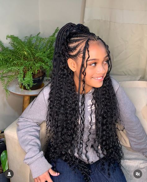 Holiday Cornrows, Stitch Braids With Curly Ends, Fulani Mermaid Braids, Feminine Braided Hairstyles, Bohemian Braid Styles, Hairstyles In Braids, Weave With Braids, Black Hair Styles Braids Ideas, One Side Braided Hairstyles