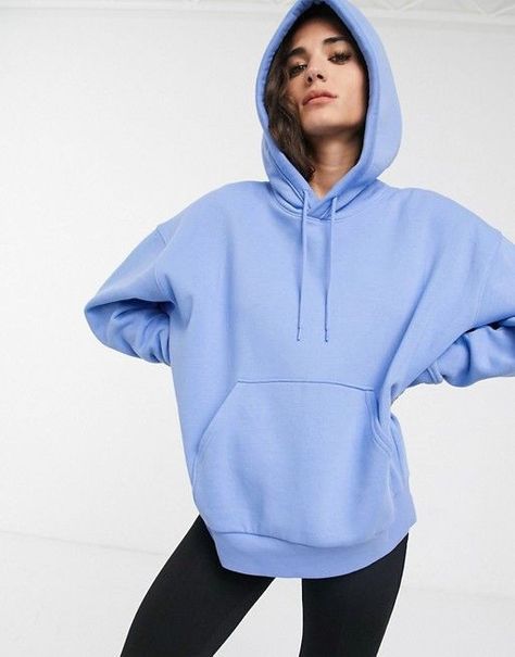 Blue Hoodie Outfit, Oversized Hoodie Outfit, Blue Mom Jeans, Oversized Clothes, Mom Jeans Outfit, Skater Girl Outfits, Baggy Clothes, Sweatshirt Fabric, Outfit Trends