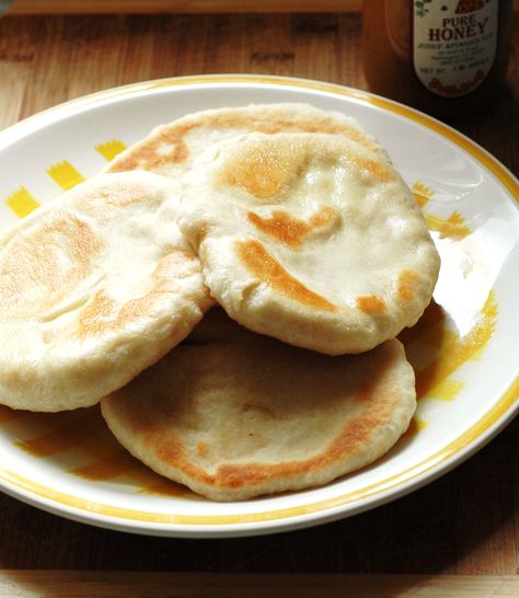 fried bread dough   take out a loaf of frozen bread dough and let it sit out for like a day. put it in a frying pan and line it with some butter then break off a little bit of the dough  and put it in the pan use your fingers to flip the bread when its done and golden brown put butter and sugar on it and then enjoy it!! my mom made these when I was a kid, I loved them Fried Bread Dough, Fried Flat Bread, Pan Fried Bread, Fried Biscuits, Clay Ball, Fried Bread Recipe, Skillet Bread, Fried Bread, Frozen Bread Dough