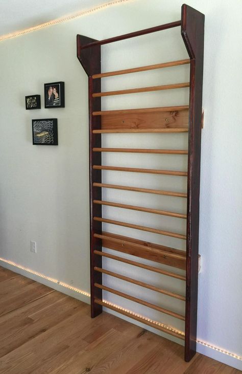 Stall Bar Build - Imgur Stall Bars, Workout Room Home, Bar Build, Kids Loft, Diy Gym, Basement Gym, Carpentry Projects, Woodworking Toys, Home Gym Design