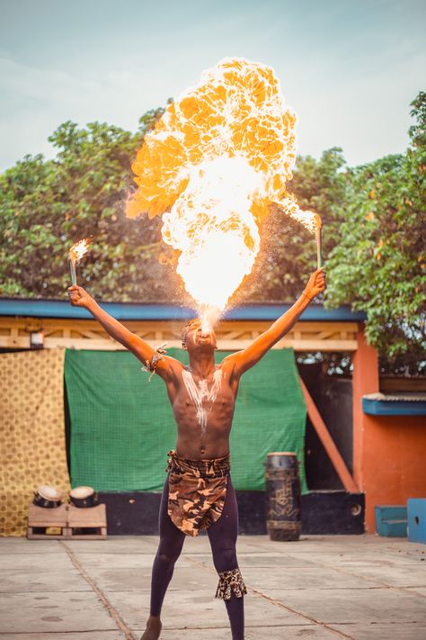 West African dance and culture photos. #afrofuturism #photography #photoshop #ghanaarts #arts #ghana #african #afrofuturistic #jungle #photooftheday #photoblog #africanphotography Afrofuturism Photography, African Dance, Photography Photoshop, Blog Photo, Ghana, Photoshop, Photographer, Photography, Art