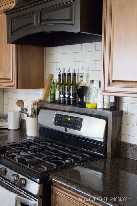 Stovetop Organization, Over The Stove Shelf Diy, Build A Shelf, Gorgeous Apartment, Diy Shelf, Kitchen Decor Apartment, Classic Kitchen, Kitchen Decorating, Apartment Kitchen