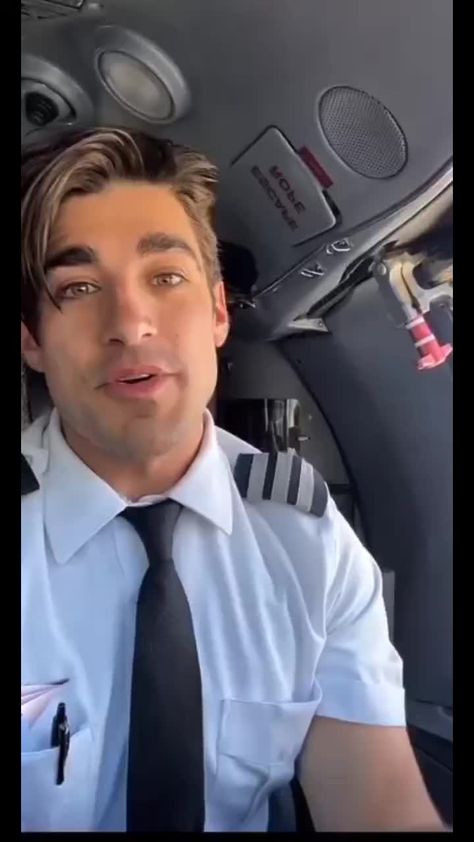 Andrew Dacosta, Pilot Drew, Pilot Andrew, Pilot Uniform, Delivery Pictures, Funny Reaction, New Photo Download, Photo Download, Funny Reaction Pictures