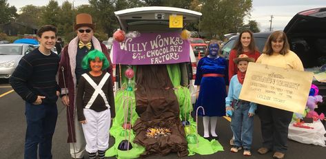 Willy Wonka Trunk Or Treat Diy, Willy Winks Trunk Or Treat, Charlie And The Chocolate Factory Trunk Or Treat, Willie Wonka Trunk Or Treat, Willy Wonka Trunk Or Treat Ideas, Wonka Trunk Or Treat, Willy Wonka Trunk Or Treat, Willy Wanka, Chocolate River