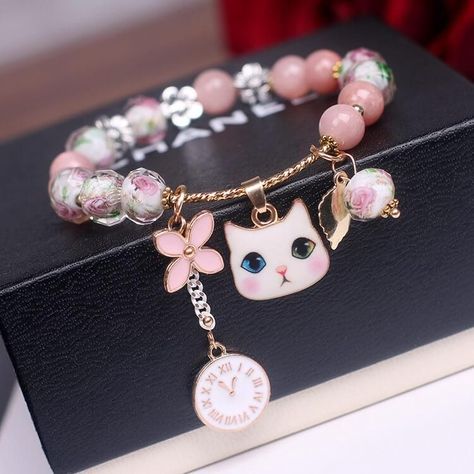 Bestie Bracelet In Blue And Pink 77F قلادات متدلية, Girly Bracelets, Sweet Accessories, Cat Bracelet, Pretty Jewelry Necklaces, Women Bracelets, Kawaii Style, Kawaii Accessories, Girly Accessories