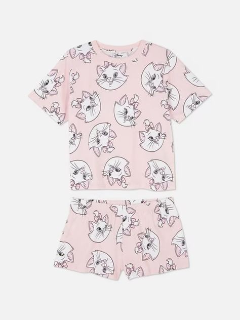 TV & Movies Clothing, Accessories & Merch | Primark Primark Pjs, Primark Pyjamas, Primark Outfit, Disney Pjs, Cotton Nighties, Shorts Pajamas, Comfy Sets, Summer Pajamas, Movies Outfit