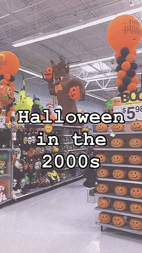 🎃 Autumnal Elements 🍁 | 🎃 𝟐𝟎𝟎𝟎𝐬 𝐇𝐚𝐥𝐥𝐨𝐰𝐞𝐞𝐧 🎃 How it used to look, how it used to feel. 🥹 . #nostalgia #nostalgic #halloween #2000s #2000snostalgia… | Instagram Halloween In The 2000s, 2000 Halloween Nostalgia, Early 2000s Halloween, 2000 Halloween, Halloween 2000s, 2000s Halloween, Nostalgic Halloween, Early 2000s Aesthetic, 2000s Nostalgia