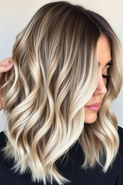 Bayalage Hair, Balayage Hair Blonde Short, Biolage Hair, Hair Color Inspiration, Balayage Hair Ash, Blonde Balayage Hair, Balayage Hair Color, Balayage Blond, Icy Blonde Hair