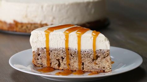 Tastemade Dessert, Banana Cake Recipe, Baked Banana, A Piece Of Cake, Incredible Recipes, Cupcake Cake, Piece Of Cake, Cheesecake Recipe, Banana Cake