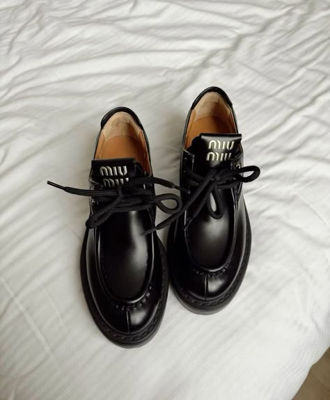 Oxford Shoes Aesthetic, Miu Miu Loafers, Sophie Floyd, Miumiu Shoes, Prague Winter, Lace Up Loafers, Women Loafers, Funky Shoes, Miu Miu Shoes