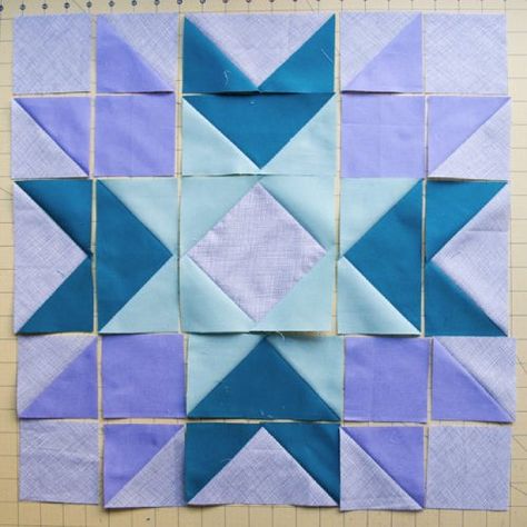 Exploding Star Quilt Block Tutorial & Pattern Exploding Star, Star Quilt Blocks, Quilt Block Tutorial, Star Quilt Patterns, Star Blocks, Quilting Rulers, Half Square Triangles, Quilting Techniques, Free Quilting