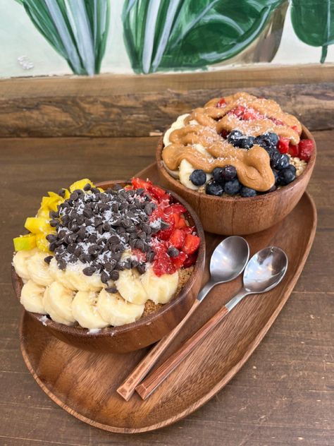 Acia Bowls Astetic, Aesthetic Acai Bowl, Acai Bowl Aesthetic, Bowl Aesthetic, Açaí Bowls, I Want Food, Summer Eating, Summer Snacks, Healthy Food Motivation