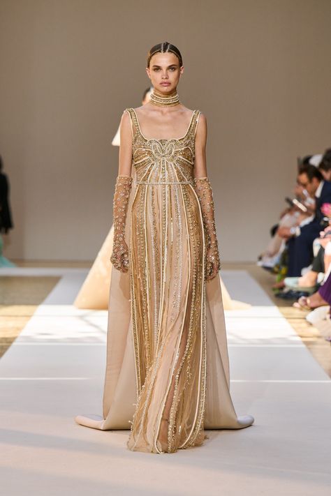 Elie Saab Fall 2022 Couture Collection | Vogue Elie Saab Fall 2022, Faerie Fashion, Greek Goddess Dress, 2022 Couture, Fall Couture, Haute Couture Looks, Ellie Saab, Elie Saab Fall, Haute Couture Gowns