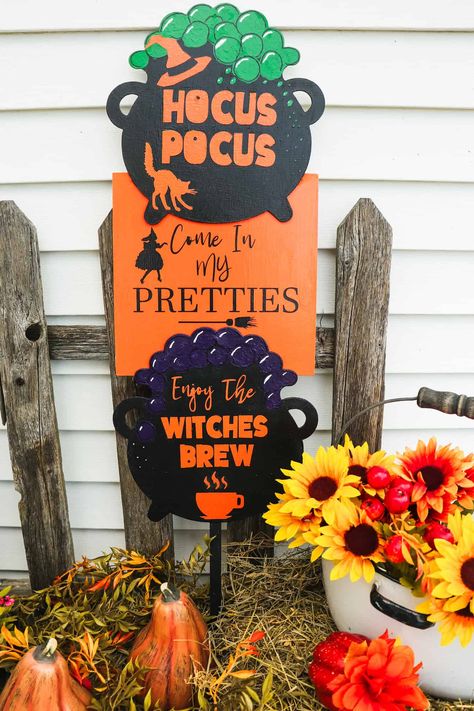 Make a frightfully fun Hocus Pocus porch sign to display outdoors or on the patio. Uses Dollar Tree supplies and SVG files. Hocus Pocus Porch Sign, Diy Hocus Pocus, Wood Stake, Halloween Supplies, Green Bubble, Sharpie Marker, Fun Halloween Decor, Black Sharpie, Garden In The Woods