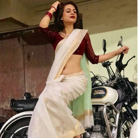 Image may contain: 1 person White Sarees, Shraddha Das, Indian Blouse Designs, South Indian Blouse Designs, Sari Design, Indian Sari Dress, Kerala Saree, Modern Saree, Blouse Designs Indian