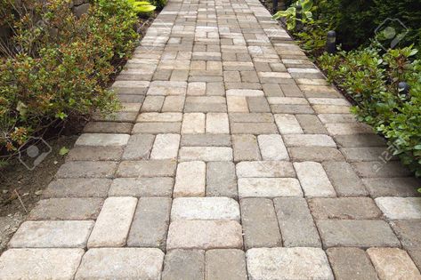 Paver Path, Paver Patterns, Walkway Design, Brick Path, Brick Walkway, Paver Walkway, Walkways Paths, Garden Walkway, Brick Pavers