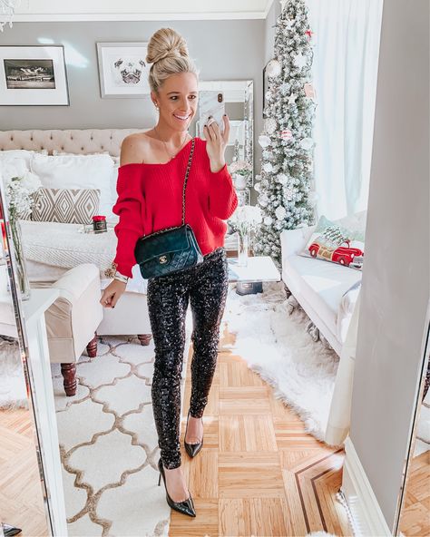 Red Pants Christmas Party Outfit, Sequin Leggings Outfit Holiday, Nashville Christmas Outfits, Red Top Outfit Party, Sequin Pants Outfit Holiday, Sequin Leggings Outfit, Christmas Day Outfit Women, Black Sequin Pants Outfit, Sequins Leggings Outfit