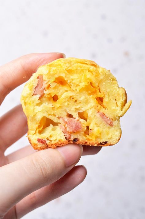 Ham And Cheese Muffins, Cheddar Muffins, Cheese Muffin, Bacon Egg Muffins, Savory Muffins Recipes, Muffin Breakfast, Savory Ham, Veggie Muffins, Almond Flour Muffins