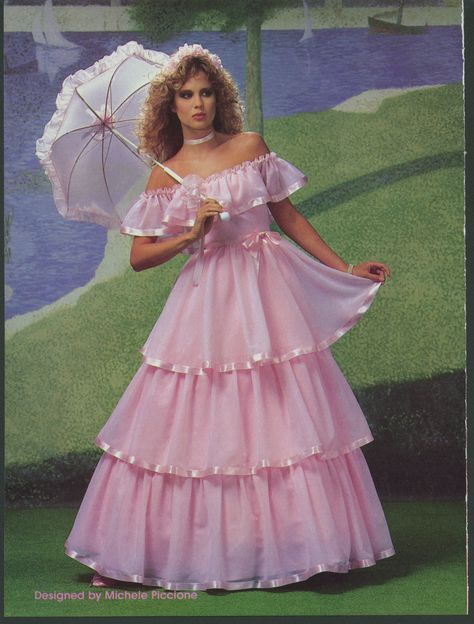 Brides Dec 1984/Jan 1985 Ugly Wedding Dress, Prom Dress Inspo, 80s Prom Dress, 80s Prom, 80s And 90s Fashion, Vintage Prom, Girly Dresses, 80s Dress, 1980s Fashion