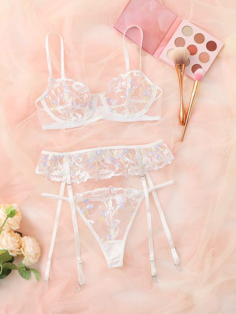 White Lingerie Outfit, Lingerie For Bride, Barbie Fashion Sketches, Wedding Night Lingerie, Mesh Corset, Stockings Lingerie, Cute Lingerie, Lingerie Outfits, White Lingerie