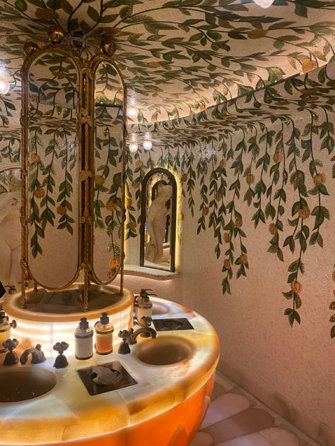 Enchanted Bathroom, Moody Maximalism, Dream House Layout, Aesthetic Interior Design, Fairytale House, Magical Home, Pinterest Room Decor, Art Deco Home, Sink Design