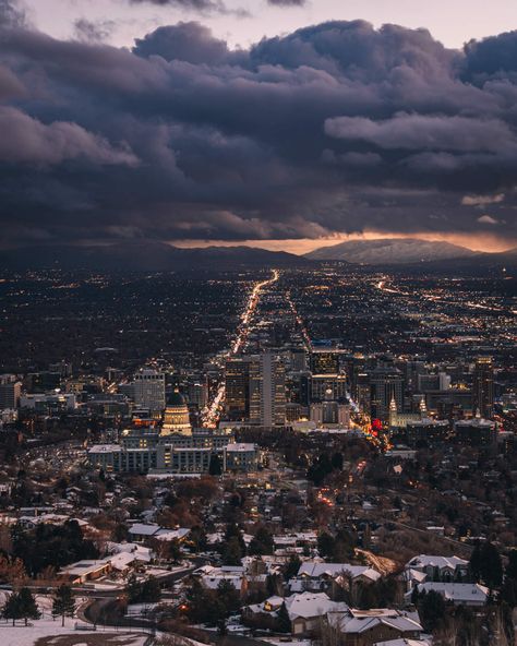 Ensign Peak Utah, What To Do In Salt Lake City Utah, Salt Lake City Aesthetic, Salt Lake City Utah Aesthetic, Salt Lake City Utah Downtown, Salt Lake City Utah Winter, Beyond Paradise, Utah Salt Lake City, Downtown Salt Lake City