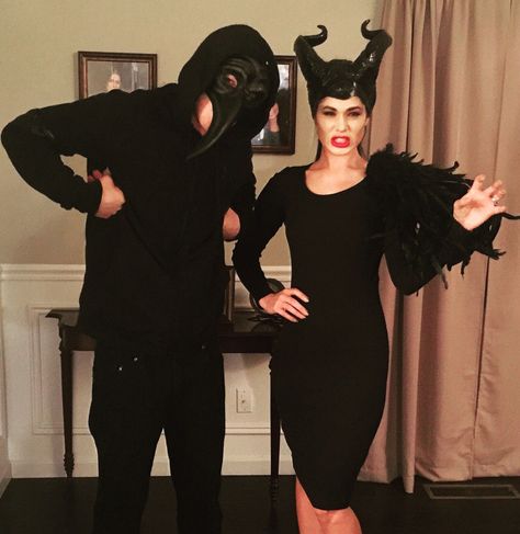 Maleficent And Raven Costume, Maleficent And Crow Costume, Maleficent Couples Costume, Maleficent Couple Costume, Maleficent Crow, Disney Couples Costumes, Disney Couple Costumes, Couple Costumes For Halloween, Maleficent Halloween Costume