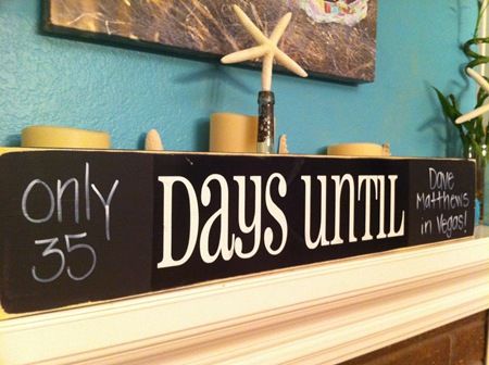 Cute countdown: could be used for army, but also for any other event... Christmas Help, Ideas Habitaciones, Paint Crafts, Super Saturday, My Funny Valentine, Fun Fun, Vinyl Signs, Chalkboard Signs, Crafty Projects