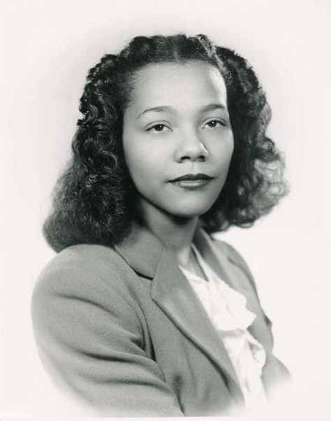 Young Coretta Scott before she became Coretta Scott King. Coretta Scott King, King Black, Vintage Black Glamour, Influential Women, Famous Black, Culture Club, Women Leaders, Great Women, African American History