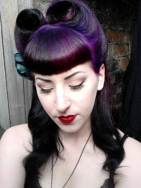 I love little rockabilly type updo styles Rockabilly Bangs, Gothic Hairstyles, Twilight Film, Rockabilly Hair, Vintage Wedding Hair, Updo Styles, Pin Up Hair, Awesome Hair, Hair Creations