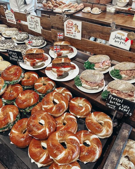 London Bagel Museum Seoul, Waterloo Station, Bacon Potato, Baking Bread, Baker Street, Bread Baking, Net Worth, Seoul, My Photos