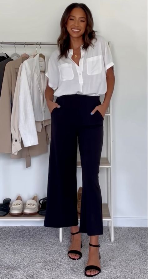 Office Outfit For Hot Weather, Summer Teacher Outfits Hot Weather, Polished Casual Outfits Summer, Hot Weather Work Outfit Office Attire, Hot Weather Business Casual, Hot Weather Outfits Work, Hot Weather Office Outfits, Casual Business Attire For Women, Grad Fits