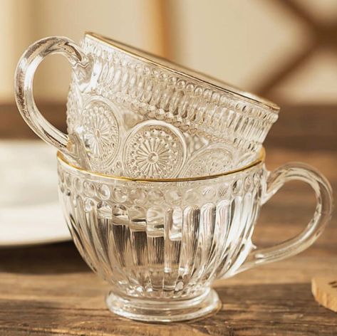 Aesthetic Dinnerware, Pop Apartment, European Apartment, قلادات متدلية, Cup Making, Glass Cup Set, Music Wedding, Casa Vintage, Glass Tea Cups